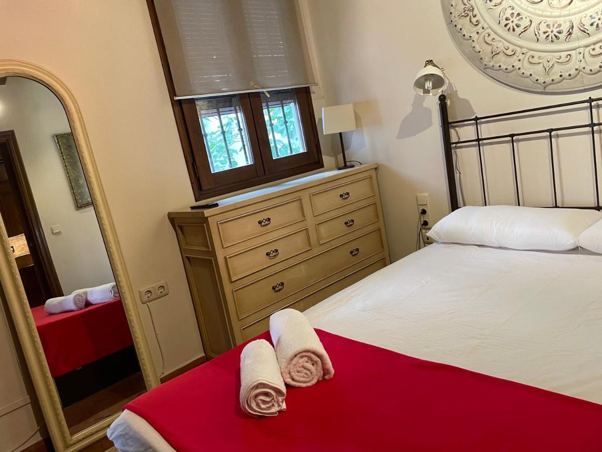 Apartament Sleep In Historic Puerta Elvira Grenada Zewnętrze zdjęcie