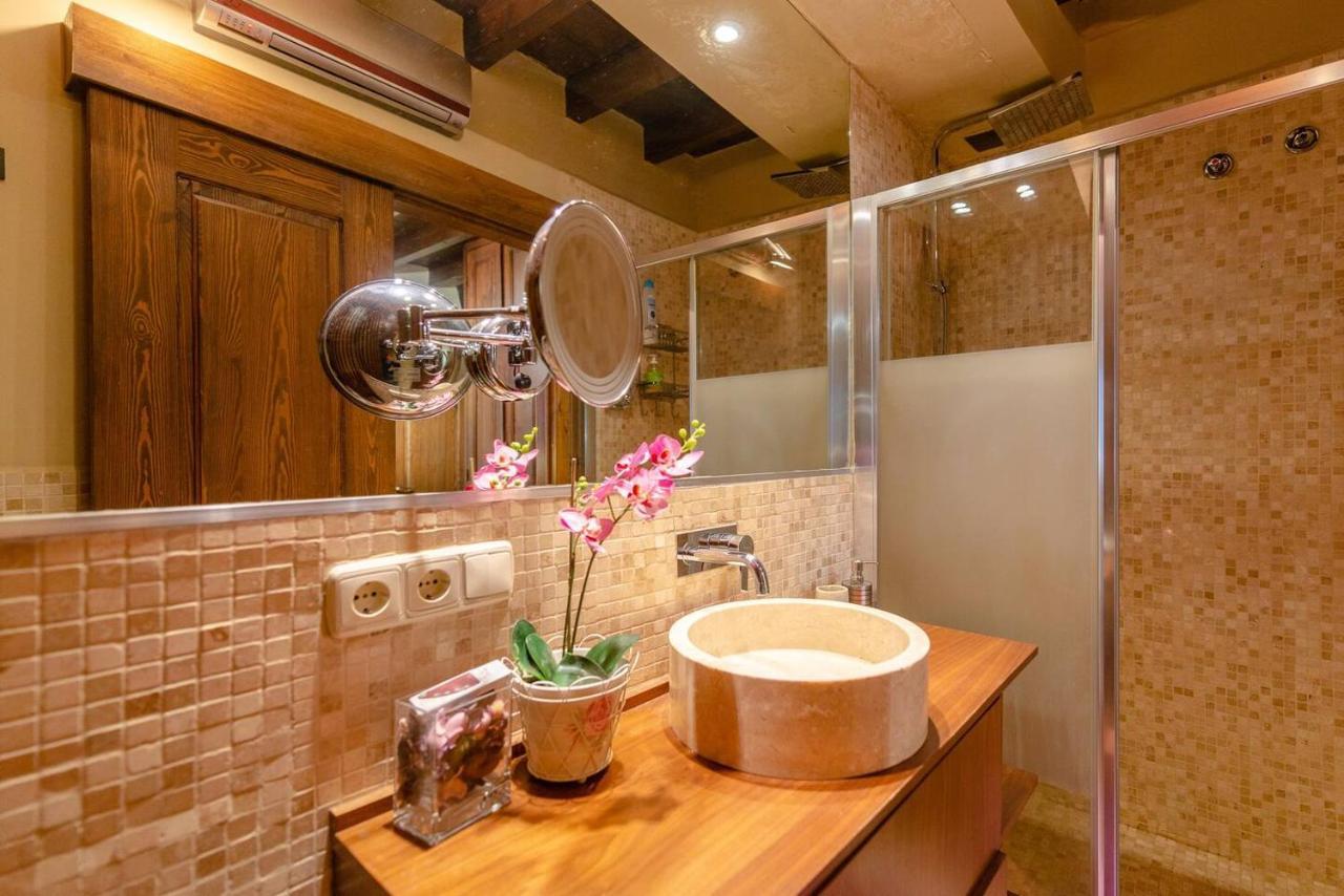 Apartament Sleep In Historic Puerta Elvira Grenada Zewnętrze zdjęcie