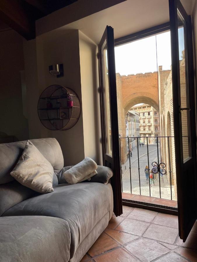Apartament Sleep In Historic Puerta Elvira Grenada Zewnętrze zdjęcie