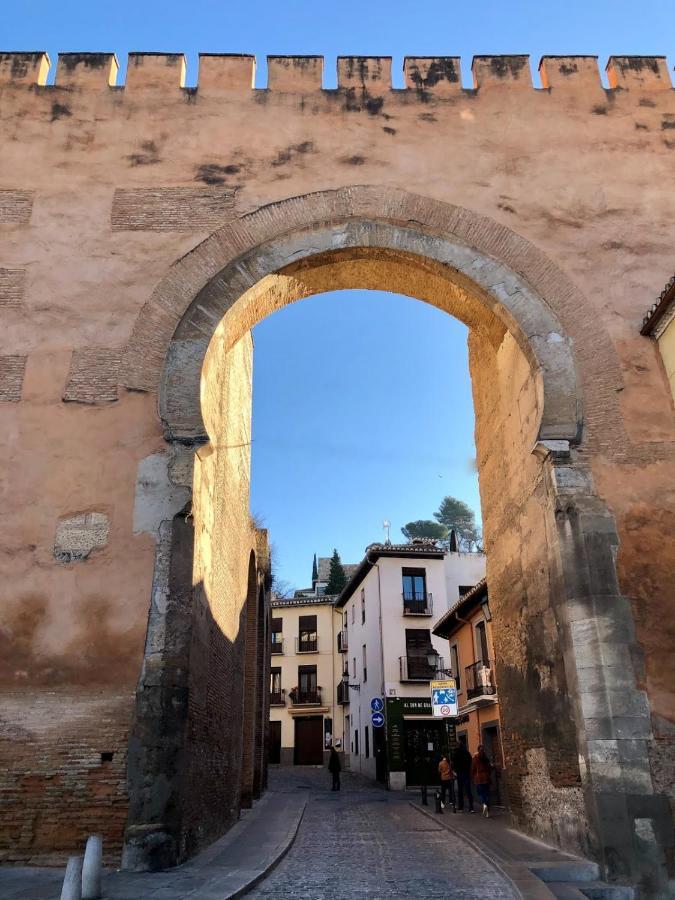 Apartament Sleep In Historic Puerta Elvira Grenada Zewnętrze zdjęcie